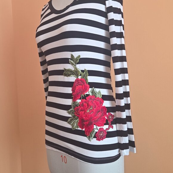 Top - Picture 2 of 4